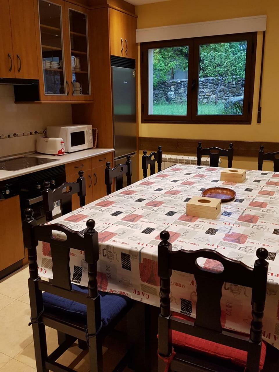 Alojamientos La Abuela 라스카프리아 외부 사진